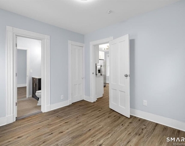 55 Admiral Street - Photo Thumbnail 11