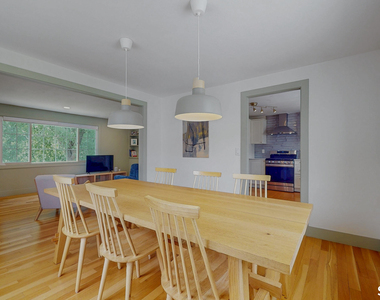 444 Highland Street Streets - Photo Thumbnail 4