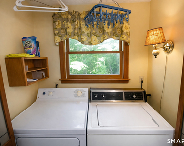 51 Riverside Drive - Photo Thumbnail 14