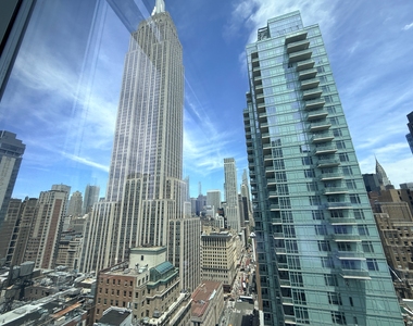32nd St & 5th Ave - Photo Thumbnail 7
