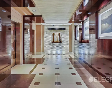888 8th Avenue - Photo Thumbnail 4