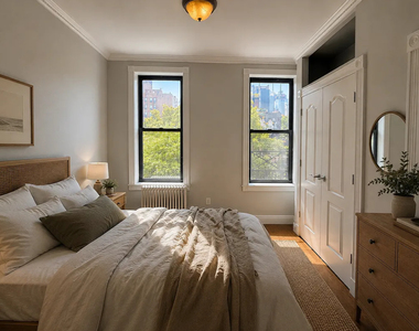 697 10th Avenue - Photo Thumbnail 1