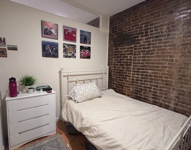 1299 1st Avenue - Photo Thumbnail 2