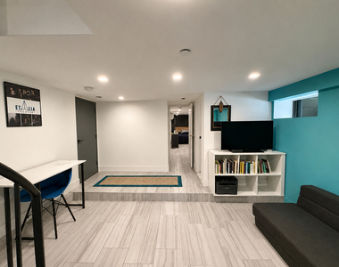 323 Woodbine Street - Photo Thumbnail 1