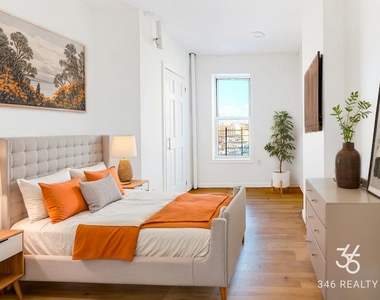 103 Thayer Street - Photo Thumbnail 2