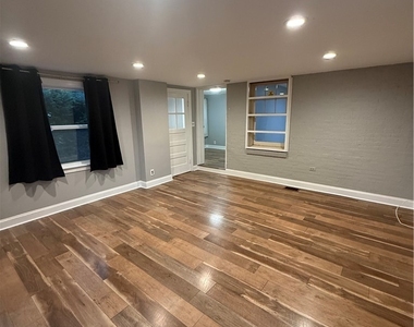 106 E Morris Ave - Photo Thumbnail 7