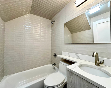 19-25 22nd Road - Photo Thumbnail 16