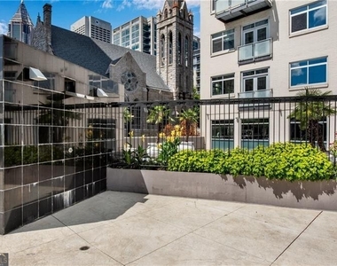 805 Peachtree Street Ne - Photo Thumbnail 35