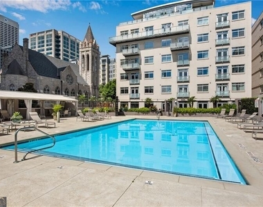 805 Peachtree Street Ne - Photo Thumbnail 1