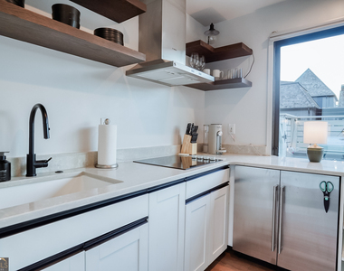 110 Basil Way - Photo Thumbnail 8