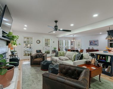 196 Avalon Drive - Photo Thumbnail 16