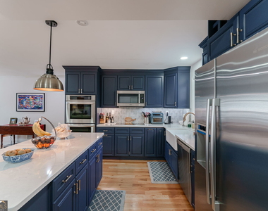 196 Avalon Drive - Photo Thumbnail 22