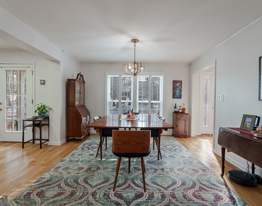 196 Avalon Drive - Photo Thumbnail 24