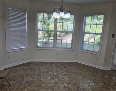 1531 Park Knoll Trail - Photo Thumbnail 5