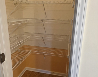1531 Park Knoll Trail - Photo Thumbnail 18