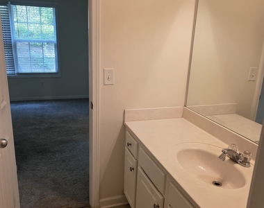1531 Park Knoll Trail - Photo Thumbnail 8