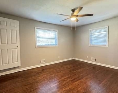 552 Sybil Lane Se - Photo Thumbnail 24
