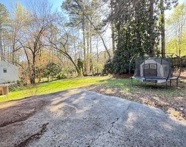 552 Sybil Lane Se - Photo Thumbnail 34
