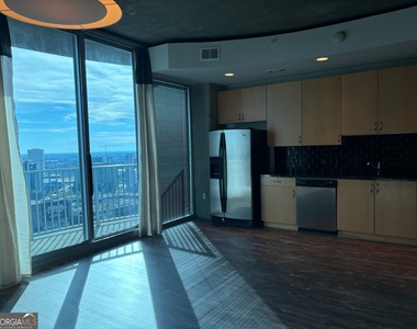 400 W Peachtree Street Nw - Photo Thumbnail 17