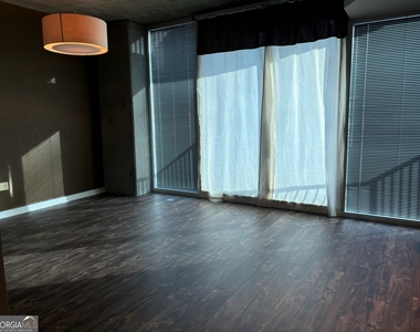 400 W Peachtree Street Nw - Photo Thumbnail 19