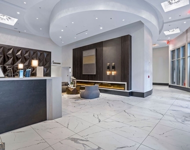400 W Peachtree Street Nw - Photo Thumbnail 37