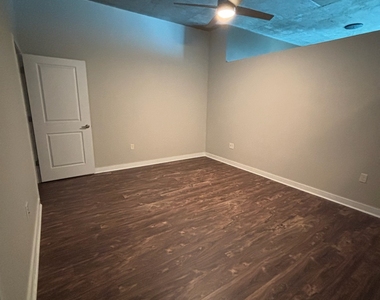 400 W Peachtree Street Nw - Photo Thumbnail 22