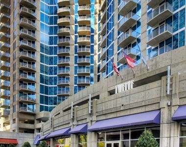400 W Peachtree Street Nw - Photo Thumbnail 1
