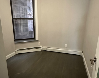 West 103rd Street - Photo Thumbnail 11