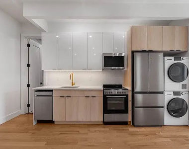 489 Grand Street - Photo Thumbnail 1