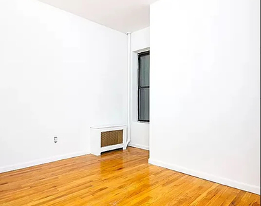 231 Lexington Avenue - Photo Thumbnail 2