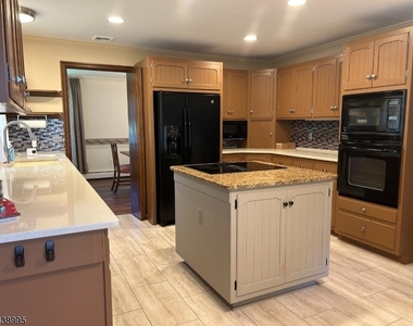 106 Liggett Blvd - Photo Thumbnail 3
