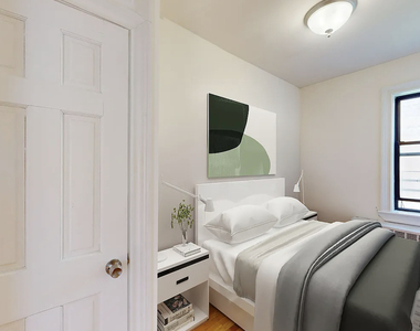 338 East 70th Street - Photo Thumbnail 2