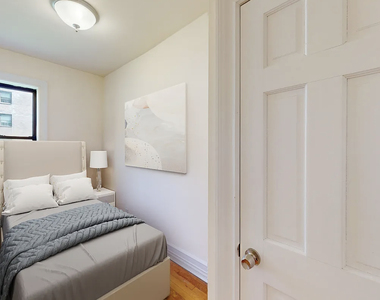 338 East 70th Street - Photo Thumbnail 3
