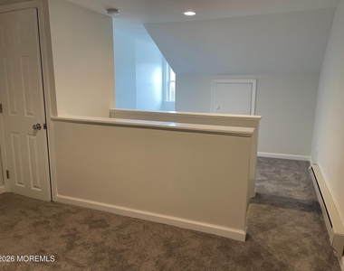 729 Spruce Street - Photo Thumbnail 16