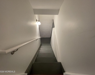 729 Spruce Street - Photo Thumbnail 15