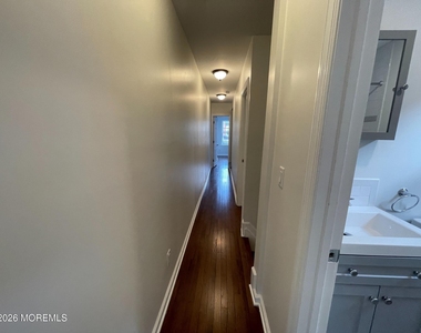 729 Spruce Street - Photo Thumbnail 10