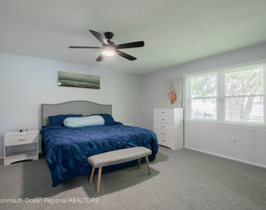 49 Williamsburg Drive - Photo Thumbnail 14