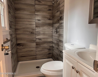 702 Cassville Road - Photo Thumbnail 6