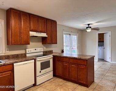702 Cassville Road - Photo Thumbnail 14