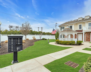 564 Sairs Avenue - Photo Thumbnail 8