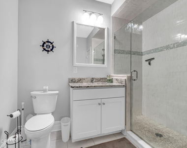 564 Sairs Avenue - Photo Thumbnail 12
