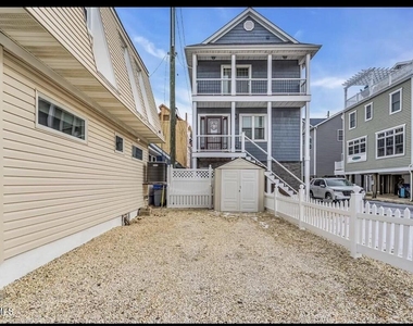 125 Throssell Road - Photo Thumbnail 1