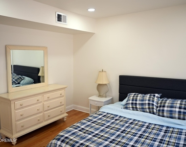 116 11th Avenue - Photo Thumbnail 11