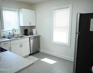 116 11th Avenue - Photo Thumbnail 12
