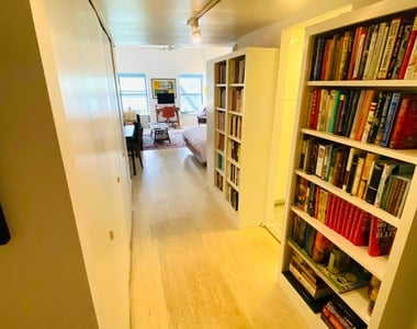 455 West 43 Street - Photo Thumbnail 5