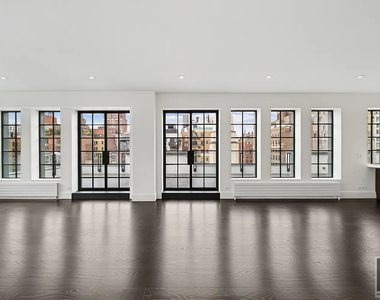East 80th Street - Photo Thumbnail 5