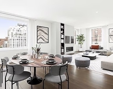 East 80th Street - Photo Thumbnail 1