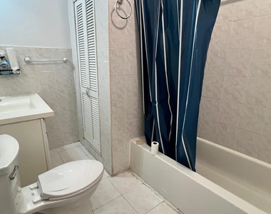 1409 East 48 Street - Photo Thumbnail 13