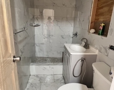 586 East 54 Street - Photo Thumbnail 10