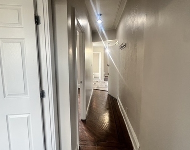 1129 Rogers Avenue - Photo Thumbnail 10